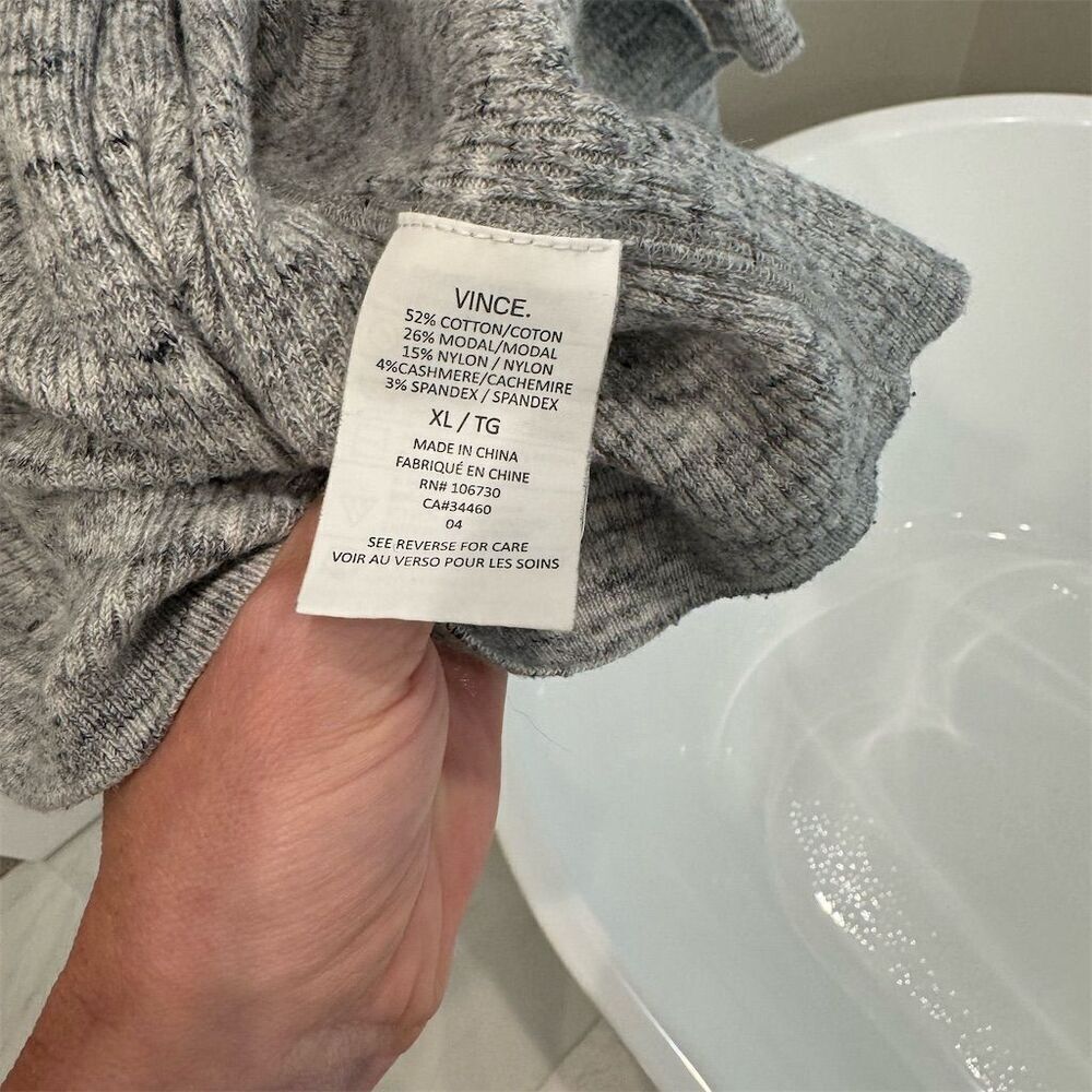 Vince Men's Pullover Sweater XL Gray Crew Neck Long Sleeve - Picture 4 of 4